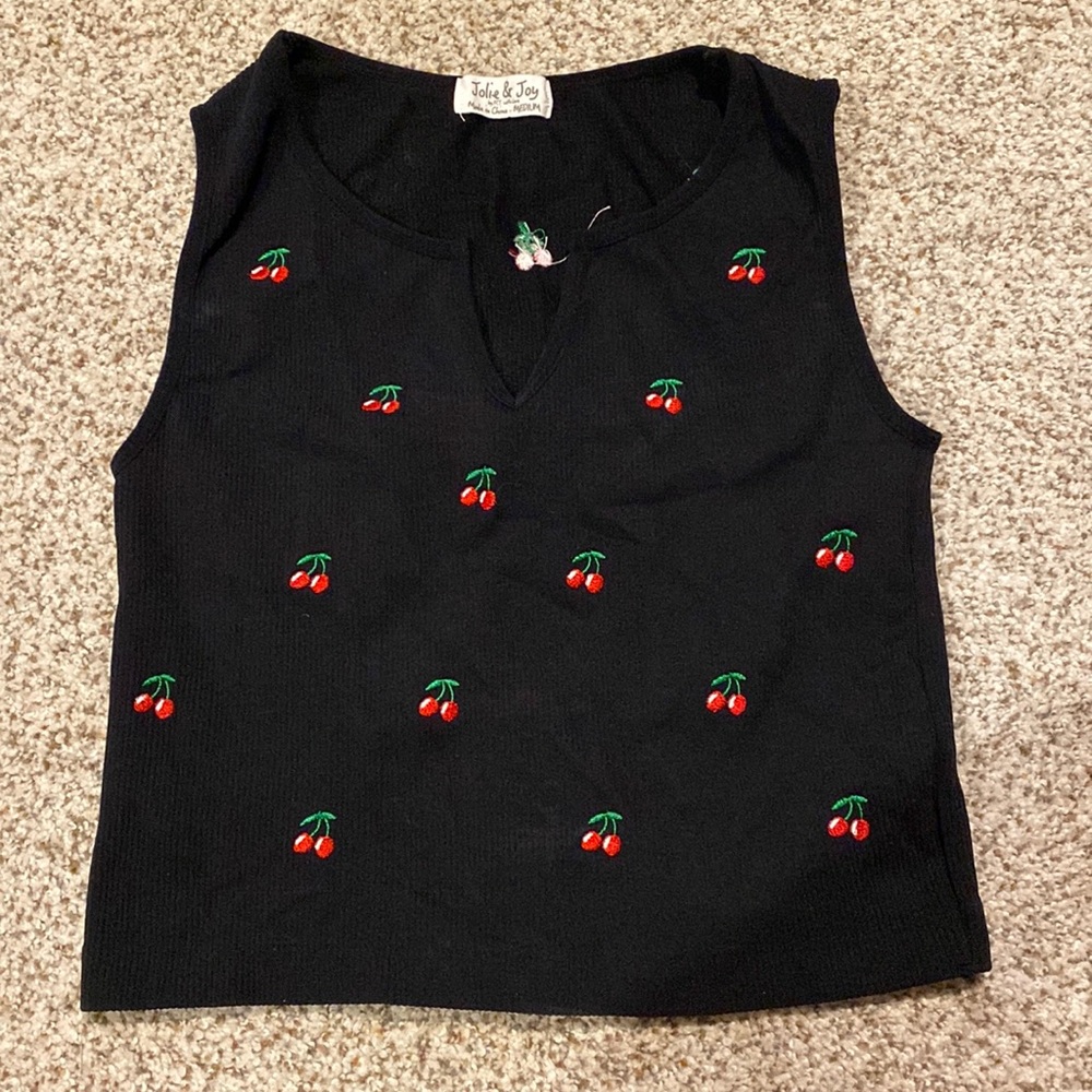 Cherry pattern crop top